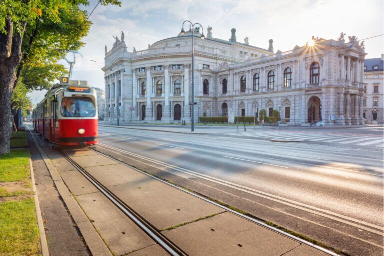 Vienna City Card or Vienna Pass: Which One Is Best for Families?